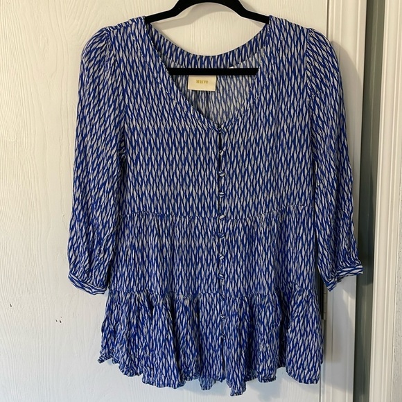 Maeve Tops - Maeve by Anthropologie Flowy Ruffled Blue/White Blouse With Buttons Size Small